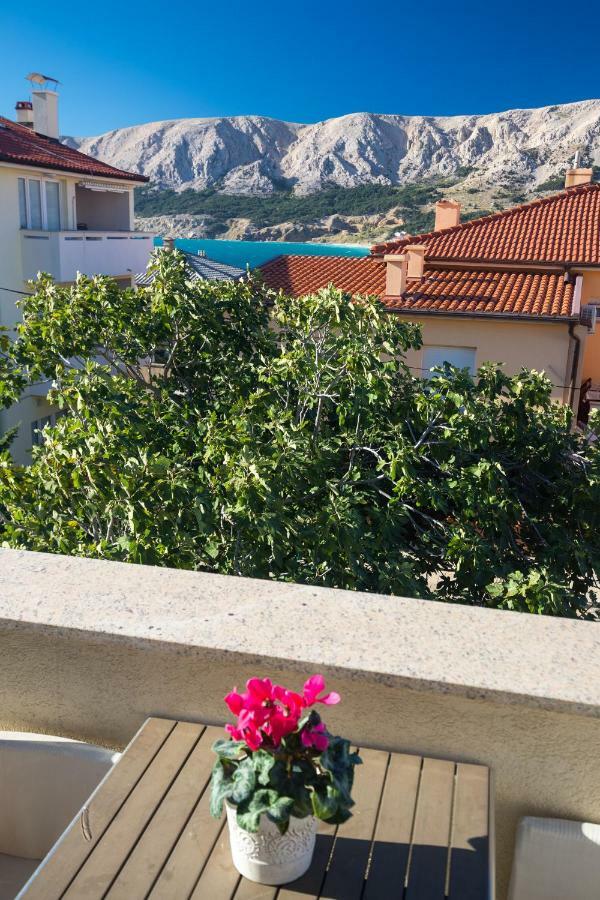 Apartments Ddd Baška Exterior foto